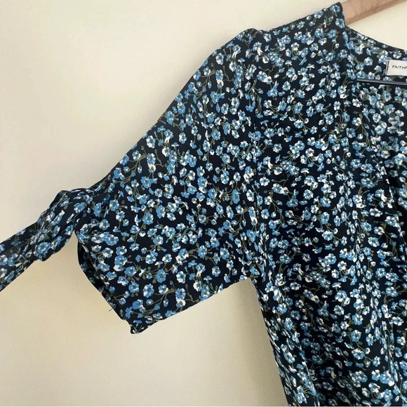 Faithfull the Brand Oslo Ditzy Blossom Village Blue Floral Mini Wrap Dress Us 4 - Picture 12 of 15